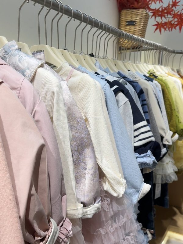 女童全码陈列